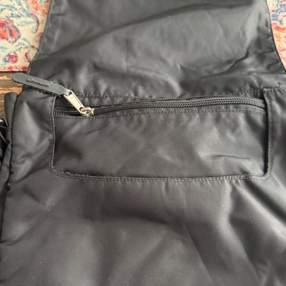 The North Face Black Messenger Bag - Picture 7 of 7
